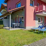 Delle Rose Apartmán Colico
