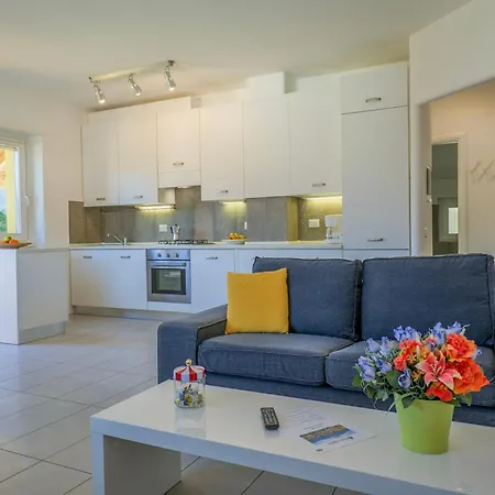 Delle Rose Apartment *