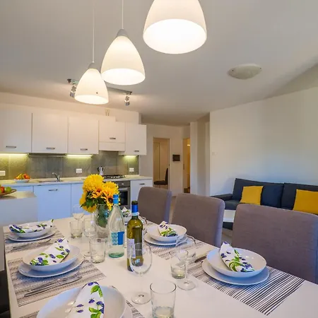 Delle Rose Appartement *